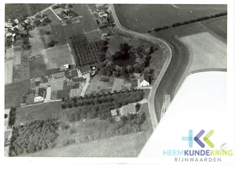 1975 Aerdt Luchtfoto Gerregat