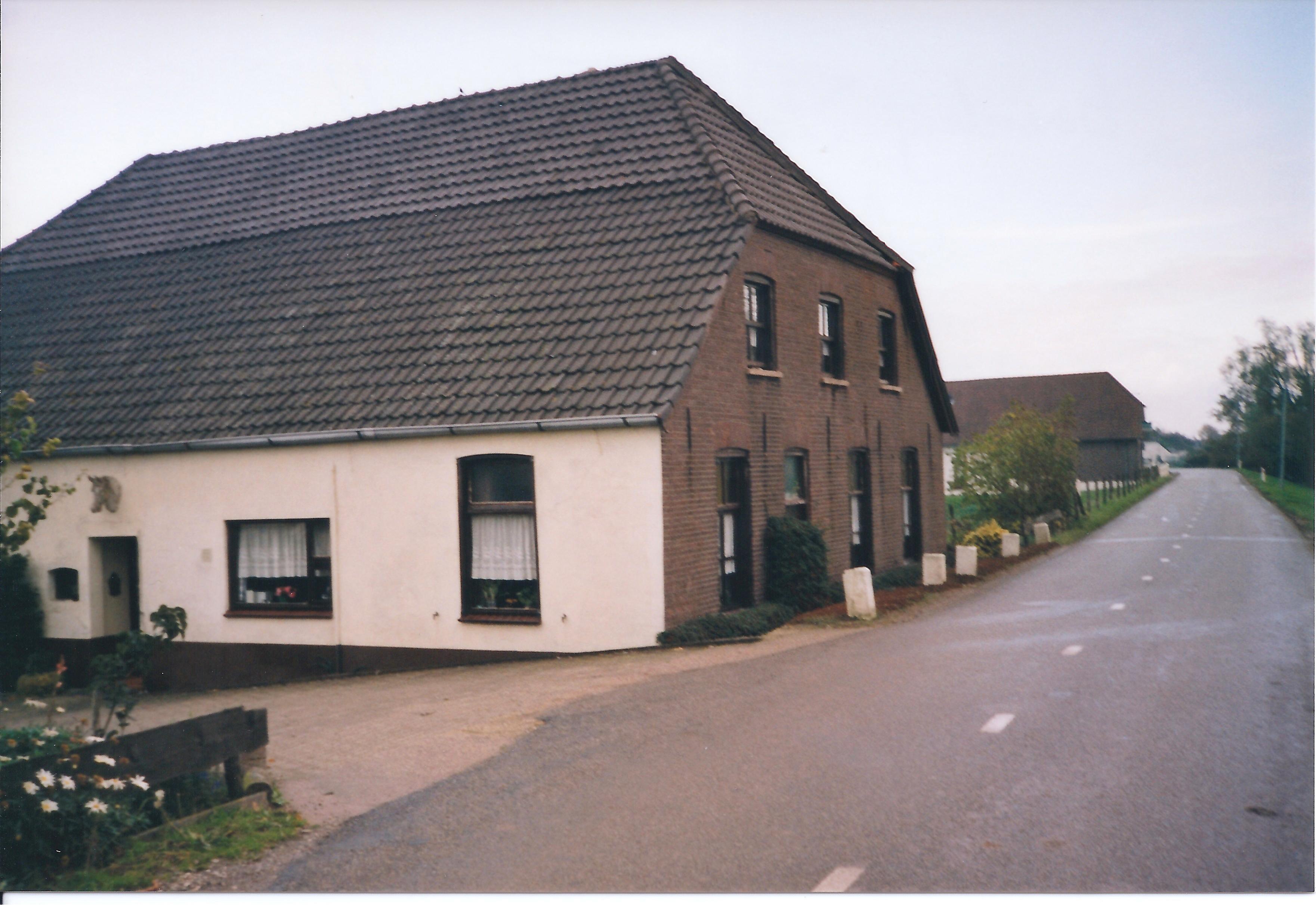 Aerdt Boerderij Fam Terhaerdt Aerdtsedijk 28 16 11 2001 Collectie T Hendriksen