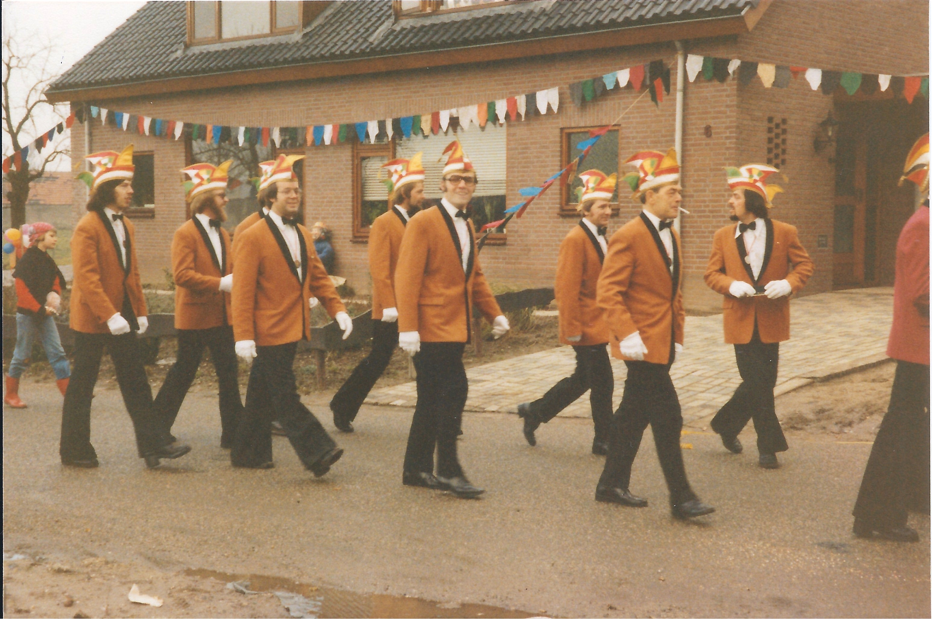 Aerdt Carnaval vlnr Adri Pothof Jan Jansen Herman Wanders W Span Theo Wijnschenk Jan Pothof en Theo Teunissen