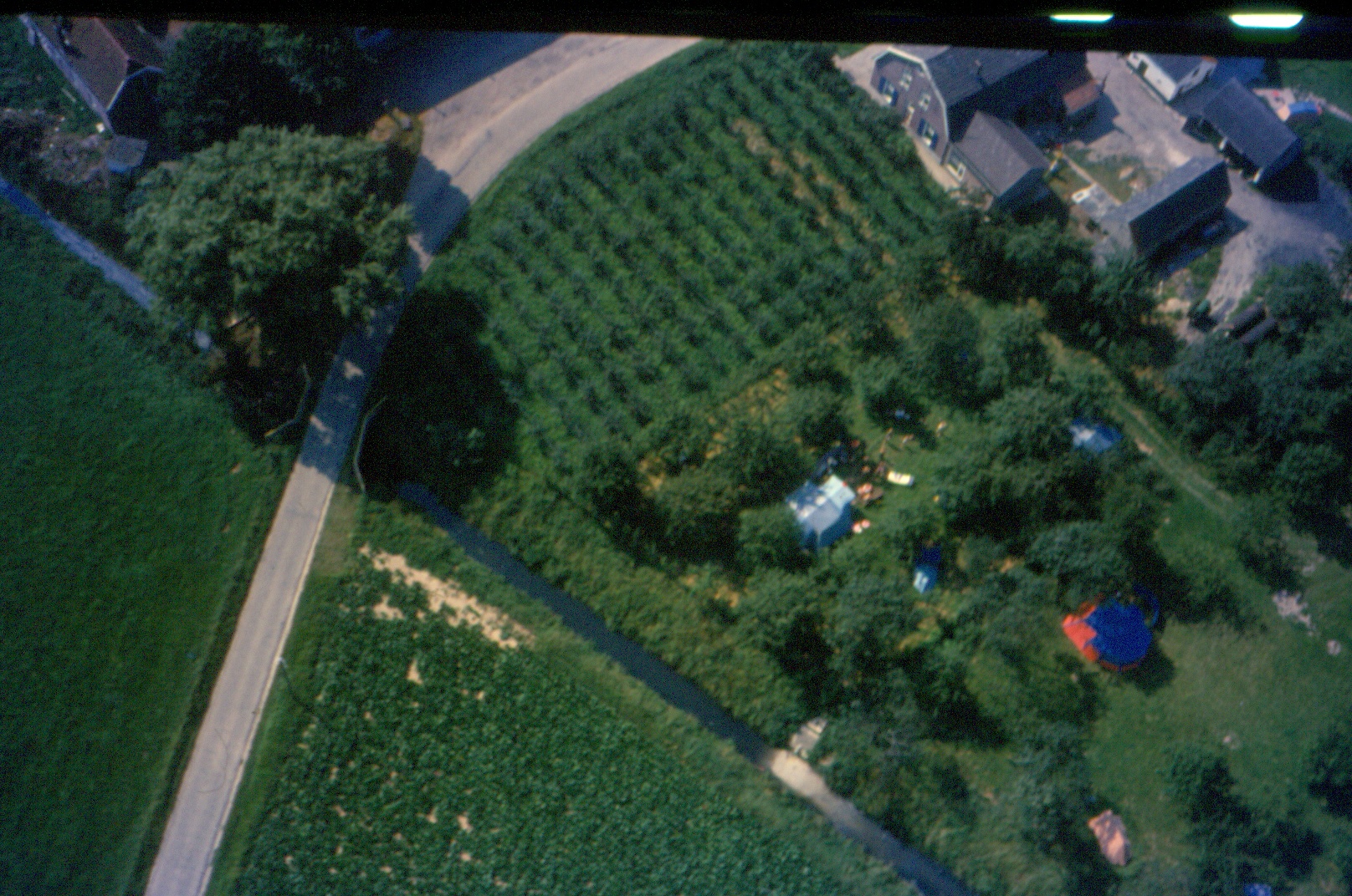 Aerdt Luchtfoto Camping Aerdtse Wacht Boomgaard Collectie GB Janssen