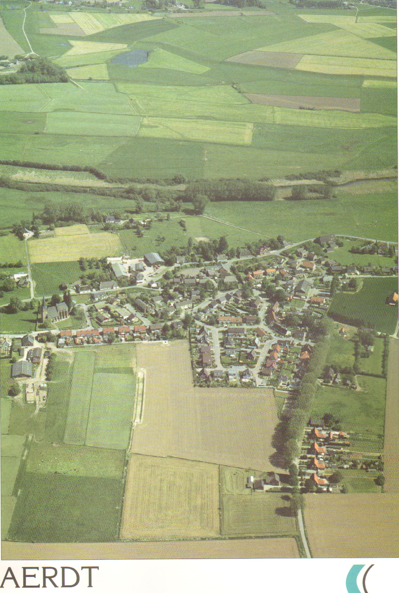 Aerdt Luchtfoto Dorp En Omliggende Akkers
